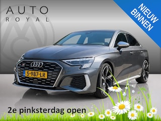 Audi A3 Limousine 310 pk Quattro S-Line MATRIX KOPLAMPEN | F1-FLIPPERS | CAMERA | RS STOELEN | NAVIGATIE | ANDROID/APPLE CARPLAY | AIRCO/ECC | CRUISECONTROL | PARKEERSENSOREN | STOELVERWARMING | ACHTERUITRIJCAMERA