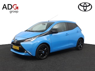 Toyota Aygo 1.0 VVT-i x-cite | Airco | Parkeercamera | Lichtmetalen velgen | Groot media scherm |