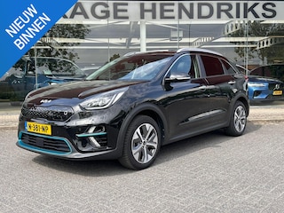 Kia Niro e-Niro ExecutiveLine SKY 64 kWh | SOH: 95,6% | Schuifdak | 3 Fase | Warmtepomp | Leder | Adaptive CC | Climate |