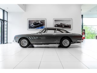 Ferrari 330 GT 2+2 (Classiche Certified) ~Ferrari Munsterhuis~