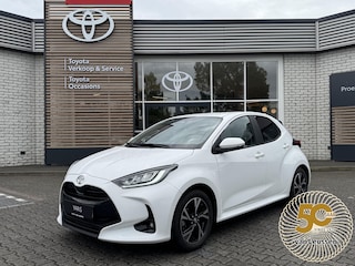 Toyota Yaris HYBRID 115 DYNAMIC STOEL/STUURVERW APPLE/ANDROID CLIMA PRIVACY-GLASS AD-CRUISE 16"LM-VELGEN