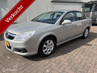 Opel Vectra 1.8-16V Cosmo APK 05-'27