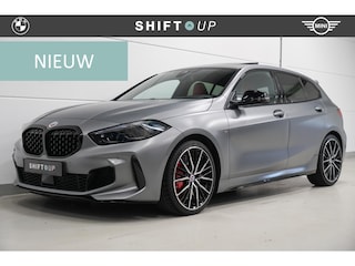 BMW M135i xDrive Panoramadak | Head Up | Harman Kardon