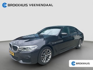 BMW 520i High Executive M Sport | Camera | Cruise Control | Stoelverwarming | Bluetooth | Navi | | Achteruitrijcamera | Buitenspiegels elektrisch verstel- en verwarmbaar | Centrale deurvergrendeling met afstandsbediening