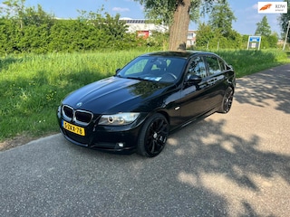 BMW 320i High Executive Schuif Kanteldak Stoelverwarming Navi Pdc Voor En Achter Airco Cruise