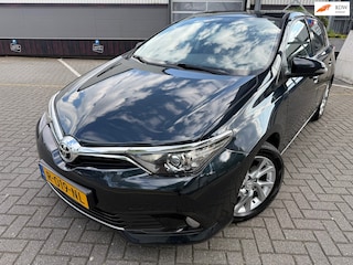 Toyota Auris 1.2T Business Pro*Camera*NAVI*Cruise*Velgen*Bluetooth*APK*Regensensor