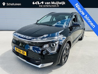 Kia Niro DynamicLine 64.8 kWh NW geleverd & onderhouden!