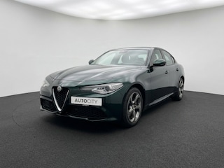 Alfa Romeo Giulia 2.0 Super Zelena Racing Green l Leder l Camera l