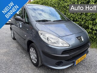 Peugeot 1007 1.4 Urban | Elekt. Ramen | Trekhaak | APK tot 01-04-2027!