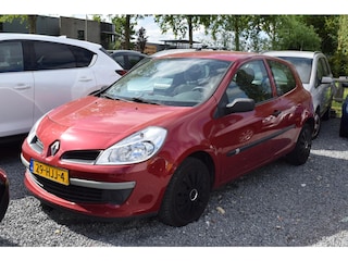Renault Clio 1.2-16V Expression Airco Km 158.000!!