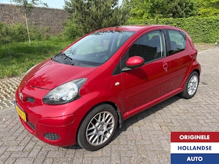 Toyota Aygo 1.0-12V Aspiration Automaat Carplay Sportive