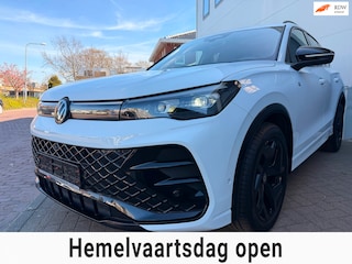 Volkswagen Tiguan 2.0 TDI| R-Line/Pano/Massage/360 Camera/IQ/ACC/AHK/Kardon/Vol Optie