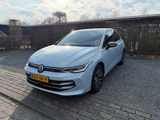 Volkswagen Golf 1.5 TSI Goal Edition 2025 | Keyless | Stoelverwaring | CarPlay | Facelift