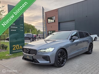 Volvo V60 2.0 T6 Twin Engine AWD R-Design|Panoramadak|Trekhaak|Camera|Led|BLIS|Navi|Keyless-Go|
