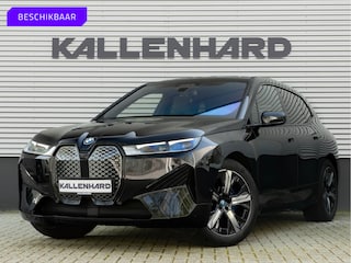 BMW iX xDrive50 - Luchtvering - Sportpakket - Driving + Parking Ass Prof