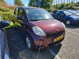Daihatsu Sirion 2 1.3-16V Comfort met APK tot 04-2027!