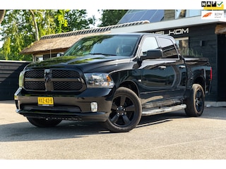 Dodge Ram 1500 5.7 V8 4x4 Crew Cab Big Horn Trekhaak I LPG I Sidebars I CarPlay I BTW I NAP