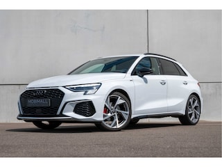 Audi A3 Sportback 35 TFSI S-Line / Dynamic package / Matrix LED