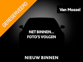 Hyundai Kona EV Premium 64 kWh | 1e Eigenaar | Warmtepomp | Adaptieve Cruise Control | Stoelverwarming Voor/Achter | Dodehoek Detectie | Apple Carplay/Android Auto |