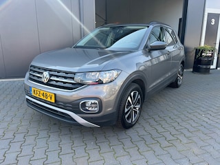 Volkswagen T-Cross 1.0 TSI Style united !!