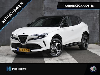 Alfa Romeo Junior Sport Speciale 1.2 Turbo Hybrid 145pk Automaat TECHNO-PACK | 18''LM | DODE HOEK | STOELVERW. | PDC + CAM.
