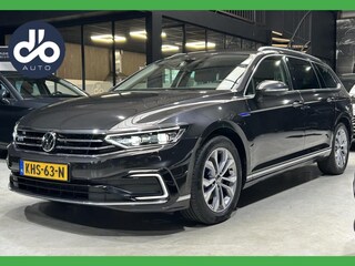 Volkswagen Passat Variant 1.4 TSI PHEV GTE Business TREKHAAK I DIGI DASHB. I LED MATRIX I NAVI + CAMERA I ALCANTARA | SOH 92%