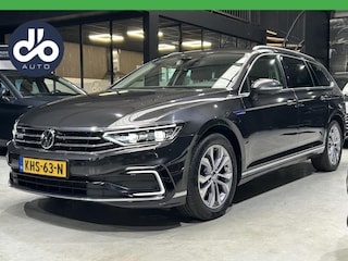 Volkswagen Passat Variant 1.4 TSI PHEV GTE Business TREKHAAK I DIGI DASHB. I LED MATRIX I NAVI + CAMERA I ALCANTARA | SOH 92%
