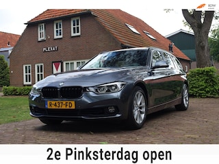 BMW 3-serie Touring 318i Executive Aut. | Panorama | Xenon | Stoelverwarming | HUD | Luxe Leder | Elek. Trekhaak | Historie | NAP