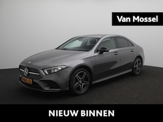 Mercedes-Benz A-klasse 250 e Premium Plus | Climate Control | Sfeerverlichting | Achteruitrijcamera | Apple Carplay/Android Auto | Lichtmetalen Velgen |