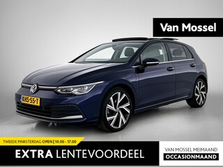 Volkswagen Golf 1.4 eHybrid Style | WORDT VERWACHT | PANORAMADAK | ACHTERUITRIJCAMERA | STANDKACHEL | MEMORY STOELEN | STOELVERWARMING | STUURVERWARMING | DODEHOEK |