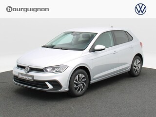 Volkswagen Polo Life Edition 1.0 TSI 95 PK | Camera | Carplay | Stoelverwarming | Keyless | Draadloze lader |