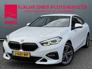 BMW 2-serie BWJ 2020 218i 141 PK Executive AUTOMAAT LEDER | VIRTUAL COCKPIT | STOELVERW. | PDC | NAVI | CLIMA | CRUISE | BLUETOOTH | LMV 17 INCH | MULTIFUNCT. STUURWIEL