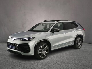 Volkswagen Tayron R-Line Edition 1.5 TSI eHybrid 204pk DSG Automaat Trekhaak, Adaptive cruise control, Panoramadak, Achteruitrijcamera, Elektrische achterklep