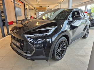 Toyota C-HR 2.0 Plug-in Hybrid 220 Black Edition Automaat | JBL | Navigatie | Elektrisch bedienbare achterklep | Keyless | Stuur&Stoel verwarming | Achteruitrijcamera | PDC V+A |