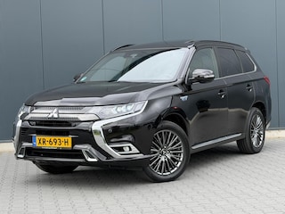 Mitsubishi Outlander 2.4 PHEV S-Edition Schuifdak - Diamand Stiching - Led Koplampen - Volle Auto