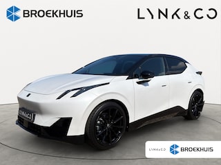 Lynk & Co 02 More 66 kWh |Heico velgen 21" |Heico verlagingsveren | 22 kW lader | Alarm klasse 1(startblokkering) | Apple Carplay/Android Auto|telefoonintegratie premium