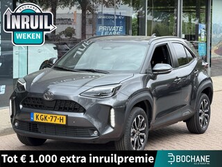 Toyota Yaris Cross 1.5 Hybrid 130 Dynamic | Dodehoekdetectie | Stuur- stoel en voorruitverwarming | Achteruitrijcamera met sensoren voor en achter | NIEUW!