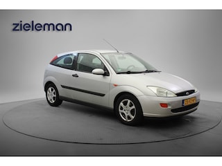 Ford Focus 1.6 16V Trend Automaat - Airco, Trekhaak