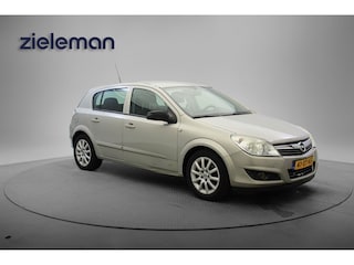 Opel Astra 1.6 Temptation - Airco, Cruise, Trekhaak