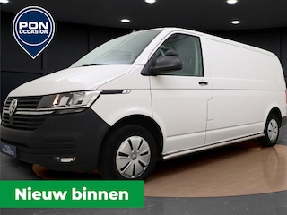 Volkswagen Transporter 2.0 TDI L2H1 28 | Trekhaak | Camera | Parkeerhulp | Versterkte Vering | Laadruimte Betimmering | Carplay |