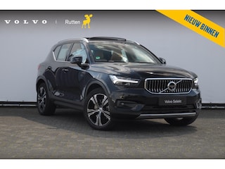 Volvo XC40 T5 272PK Automaat Plug-in hybrid Inscription Elektrische stoelen / Trekhaak / Panoramadak / Polestar tuning / Lederen bekleding / Adaptieve cruise control / Parkeersensoren met 360 camera / Harman Kardon audio / Mistlampen / Stoel - en stuurwielverwarming