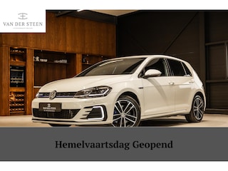 Volkswagen Golf 1.4 TSI PHEV GTE Virtueel Cockpit | Trekhaak | Apple Carplay