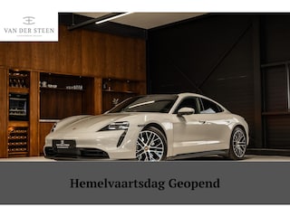 Porsche Taycan Performance 93 kWh Passenger Display | Pano | Chrono | 360 Camera