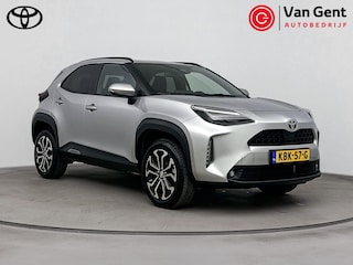 Toyota Yaris Cross 1.5 Hybrid Dynamic | Apple Carplay / Android Auto | Stoel-/stuurverwarming | Verwarmbare voorruit | Adaptive Cruise | Full LED | Keyless | Clima | Camera | 17 inch