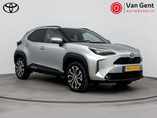 Toyota Yaris Cross 1.5 Hybrid 115 First Edition | Dodehoek detectie | Stoel-/stuurverwarming | Adaptive Cruise | Parkeersensoren voor/achter | Apple Carplay / Android Auto