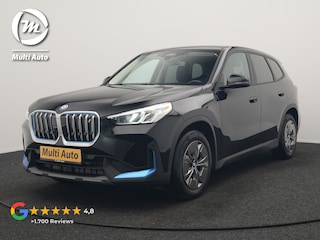 BMW iX1 xDrive30 64 kWh 306pk Dealer O.H. | Adaptief M Onderstel | Camera | Cruise Control | Stoelverwarming | Widescreen Navi | Park Assist | Apple Carplay | Navigatie | DAB | Standkachel |