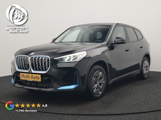 BMW iX1 xDrive30 64 kWh 306pk Dealer O.H. | Adaptief M Onderstel | Camera | Cruise Control | Stoelverwarming | Widescreen Navi | Park Assist | Apple Carplay | Navigatie | DAB | Standkachel |