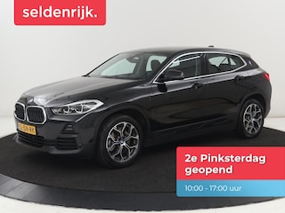 BMW X2 xDrive25e Executive | SOH 88% | Camera | Navigatie | Full LED | Park Assist | Climate control | Bluetooth | Cruise control | 18'' lichtmetalen velgen | PHEV | Plug In