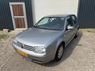 Volkswagen Golf 1.6-16V Van eerste eigenaar | Airco | Cruise