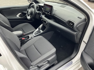 Toyota Yaris 1.5 Hybrid Dynamic | Navigatie | Apple CarPlay/Android auto | Achteruitrijcamera